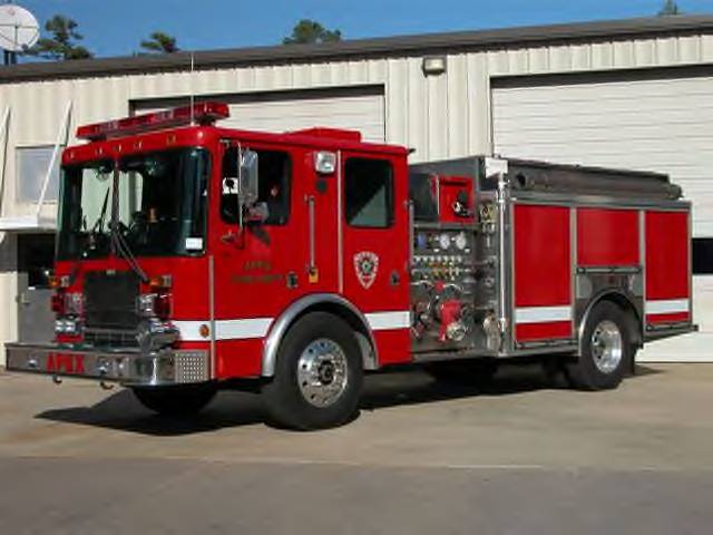 A digital image of Sparks, Nevada's all-wheel drive pumper.  This is an American La France.
